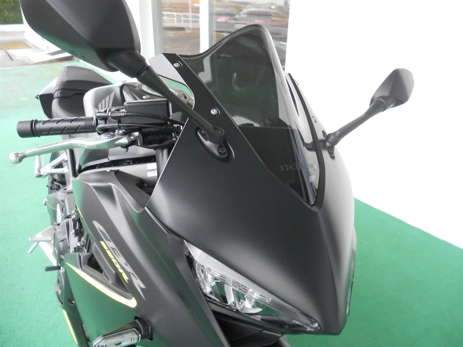 Honda CBR650R ohne E-Clutch + Zubehör