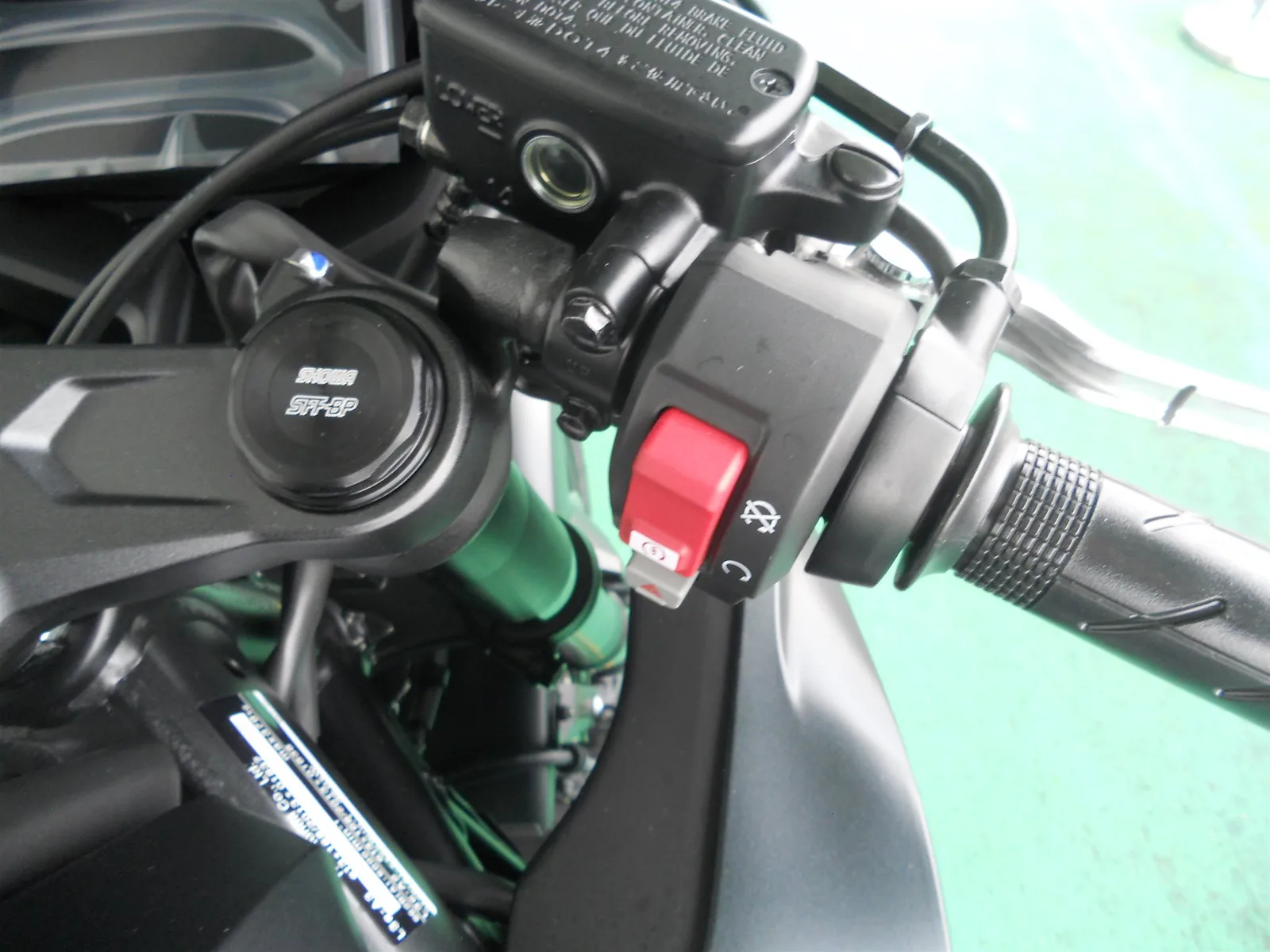 Honda CBR650R ohne E-Clutch + Zubehör