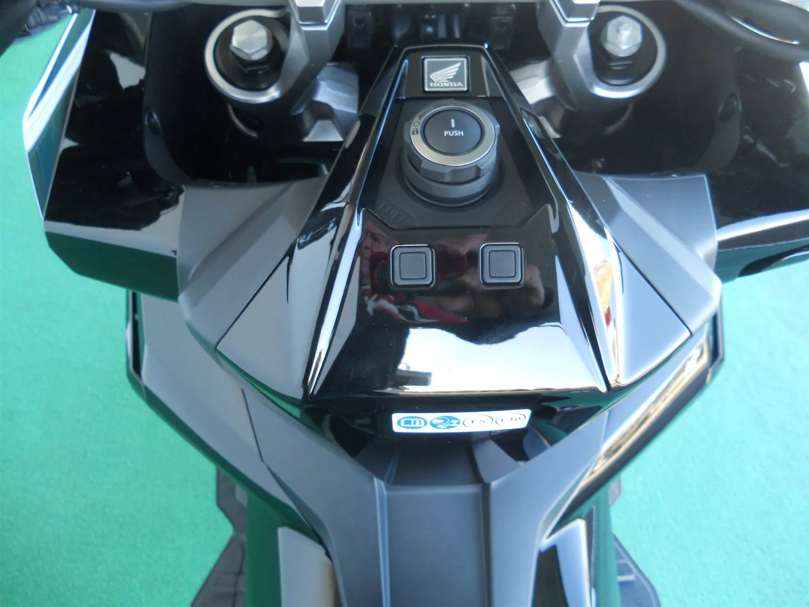 Honda X-ADV Grau