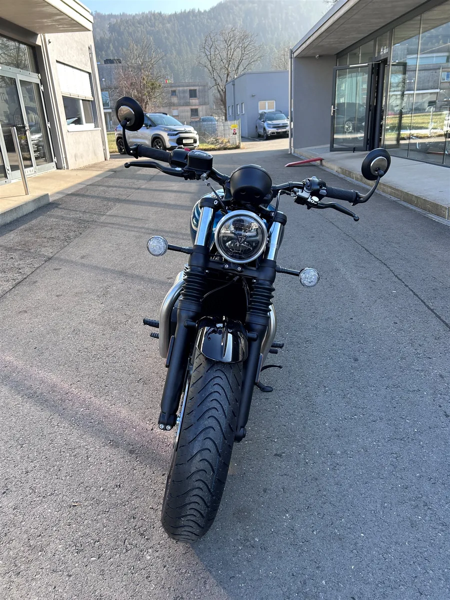 Triumph Bonneville Bobber