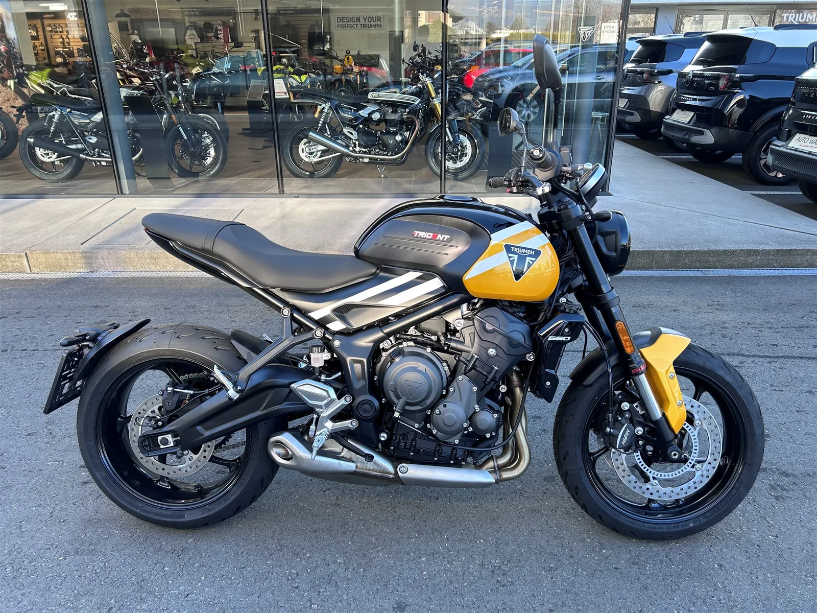 Triumph Trident 660