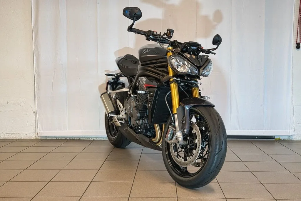 Triumph Speed Triple 1200 RS