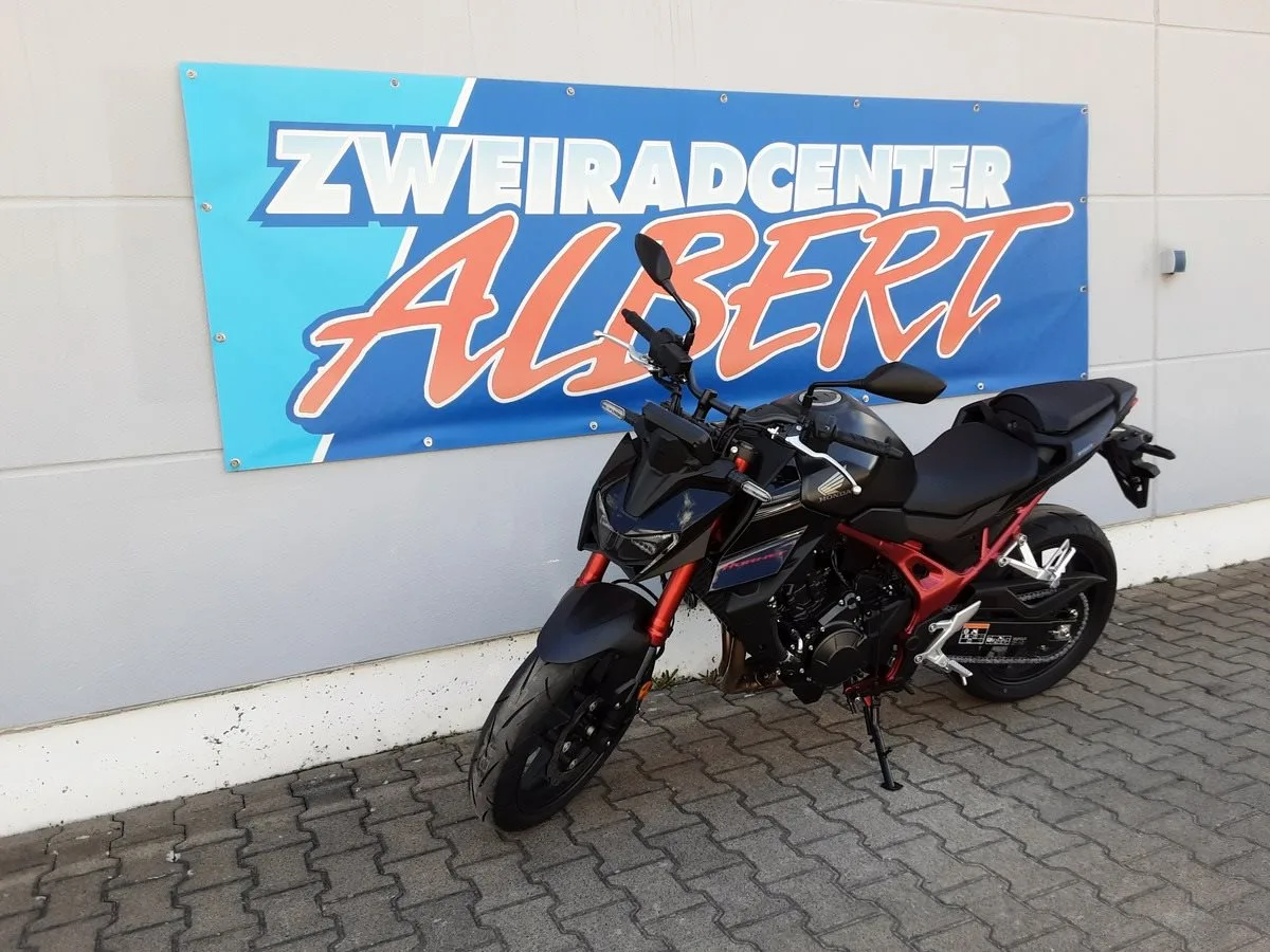 Honda CB750 Hornet €5+