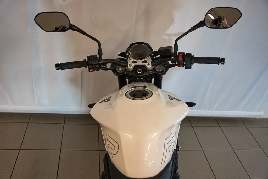 Triumph Street Triple R