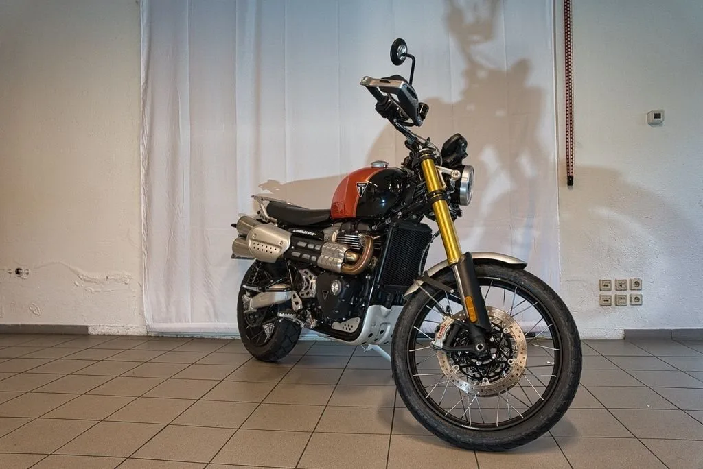 Triumph Scrambler 1200 XE