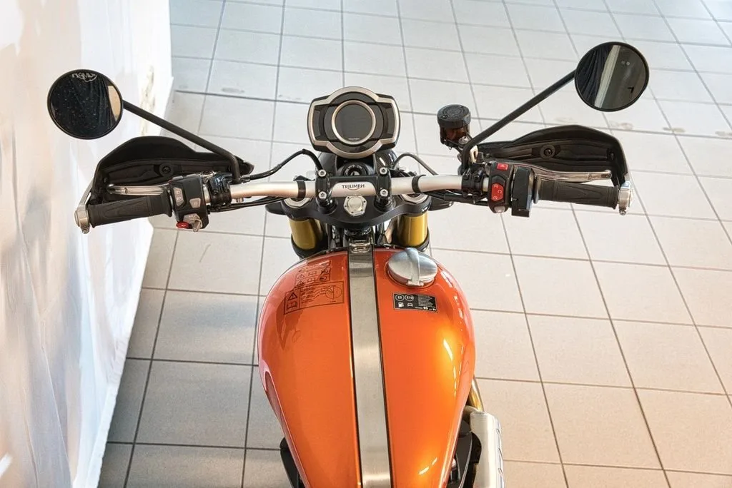 Triumph Scrambler 1200 XE