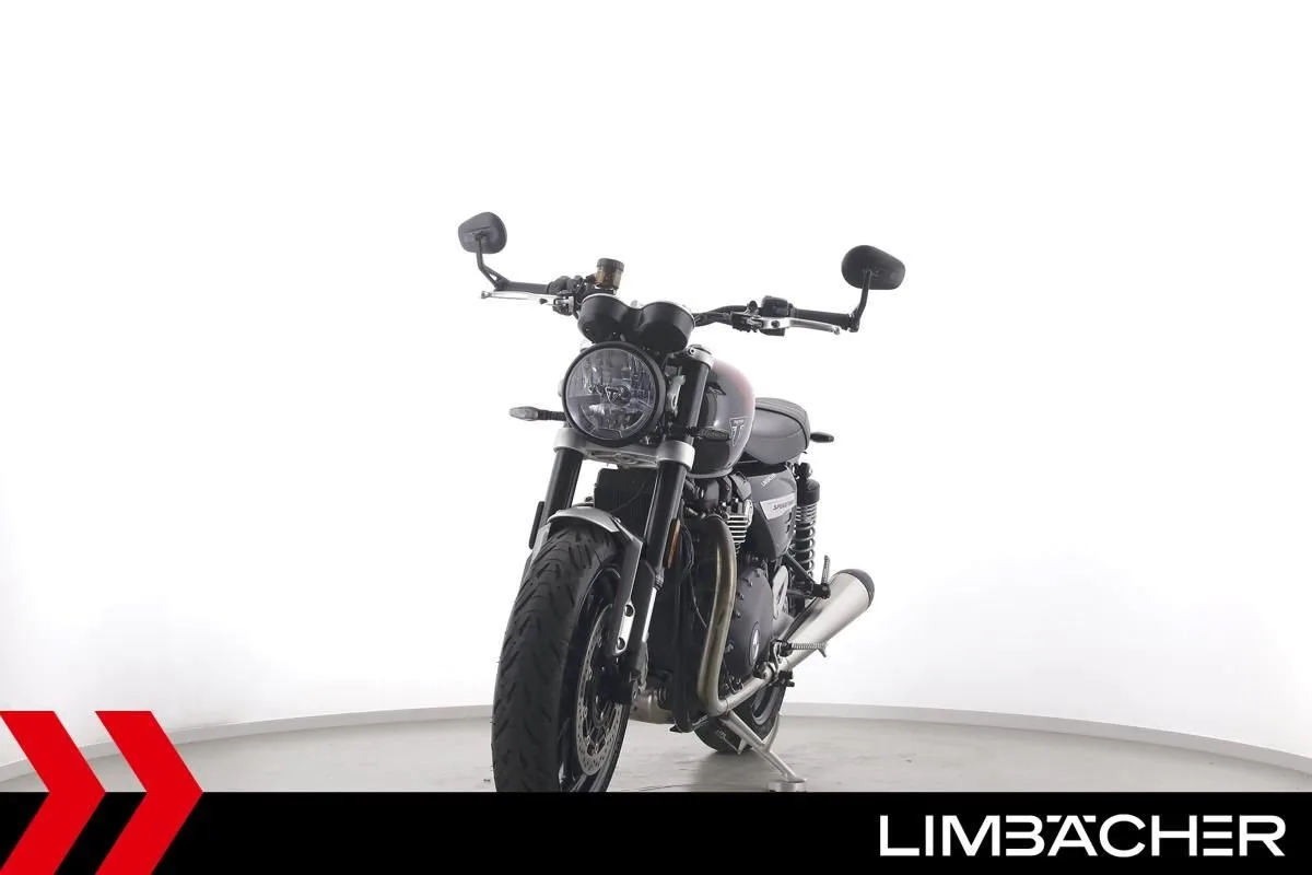Triumph Speed Twin 1200