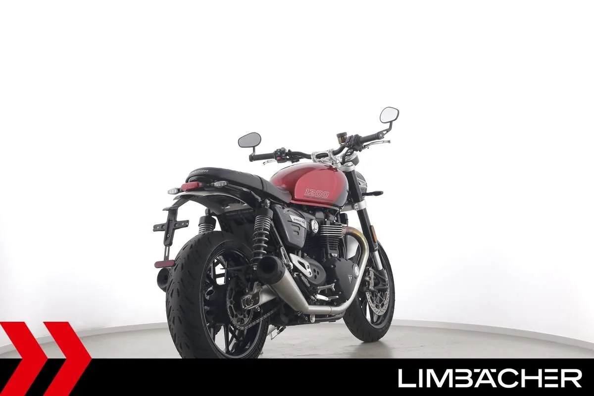 Triumph Speed Twin 1200