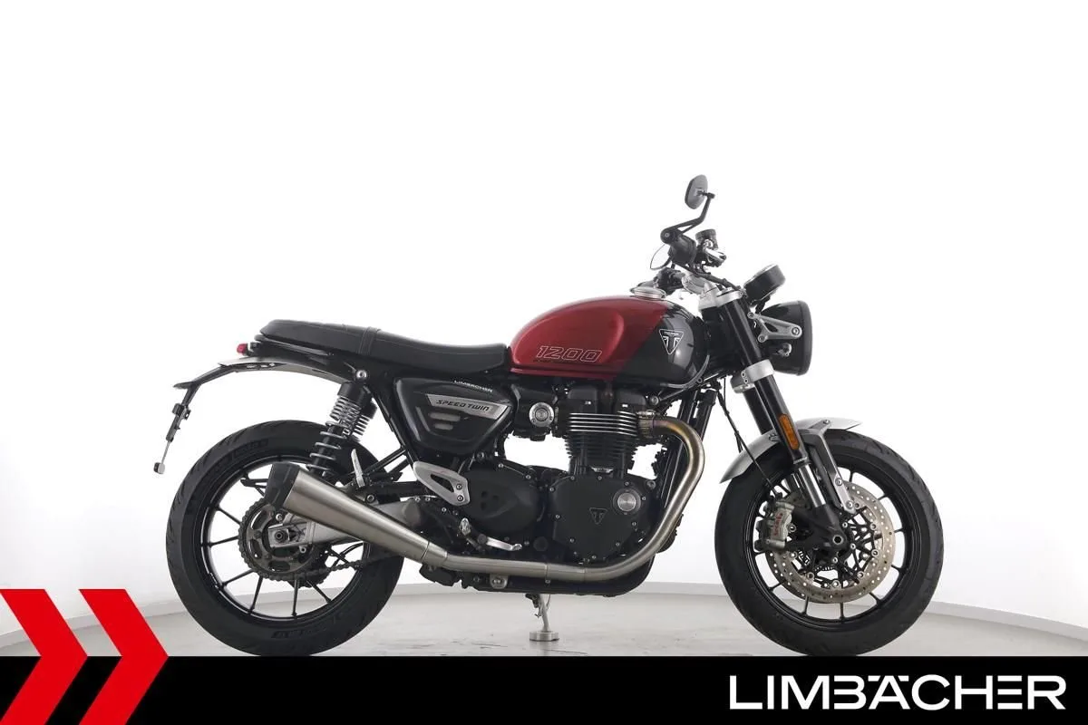 Triumph Speed Twin 1200