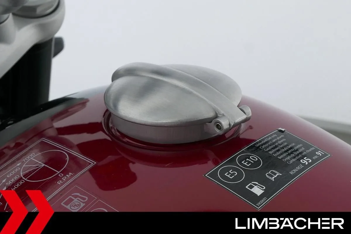 Triumph Speed Twin 1200