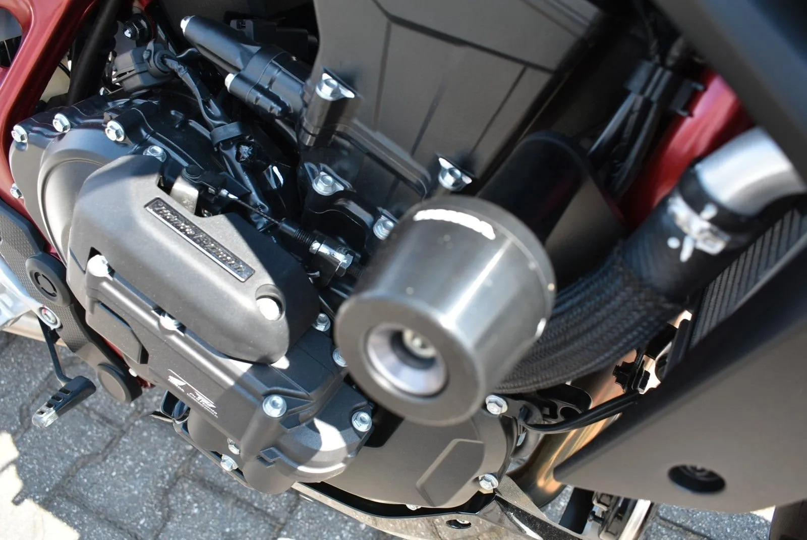 Honda CB750 Hornet E-Clutch