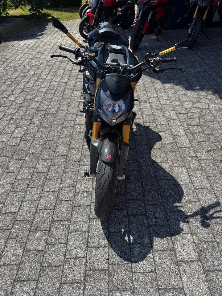 Ducati Streetfighter