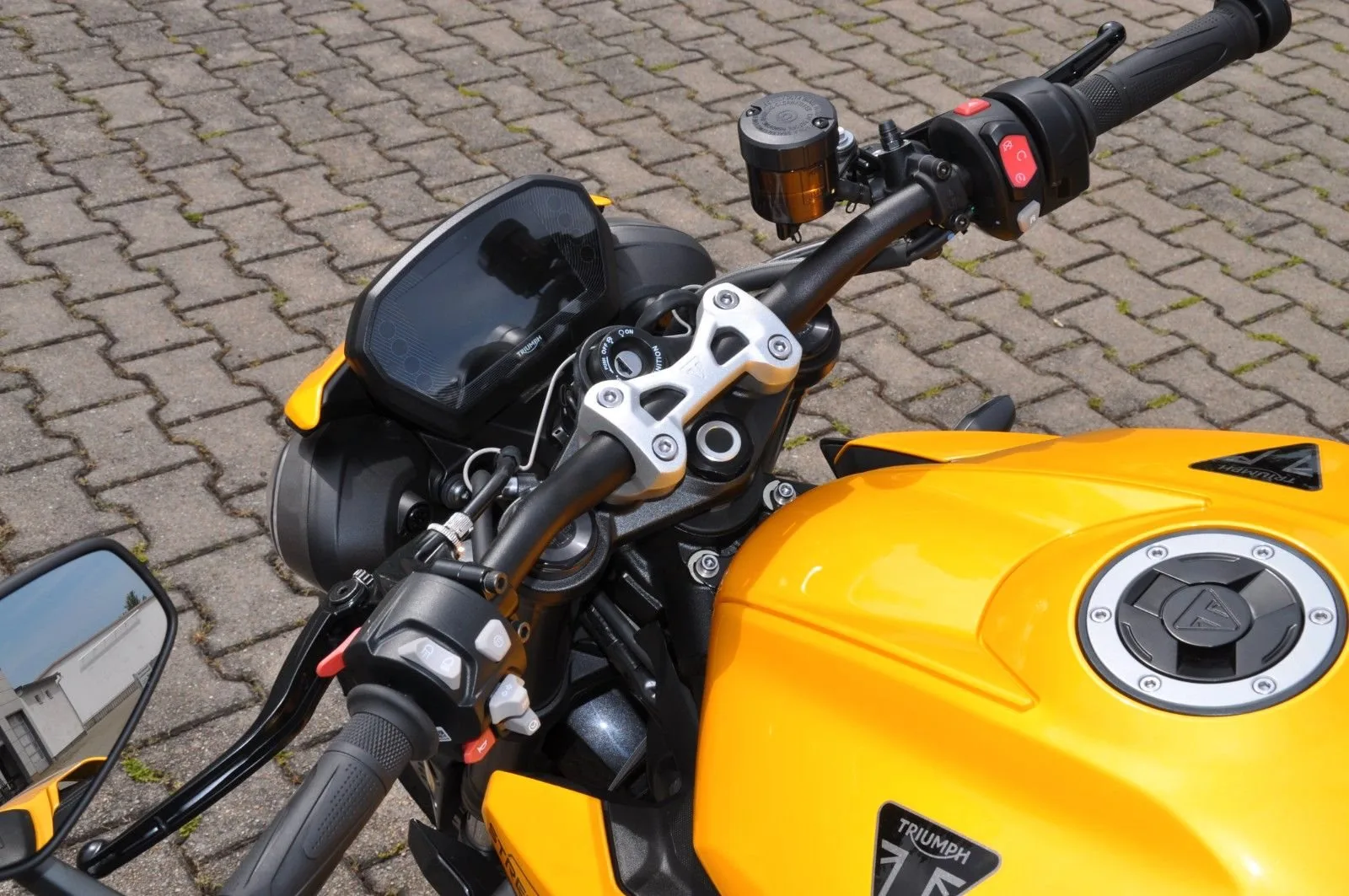 Triumph Street Triple RS