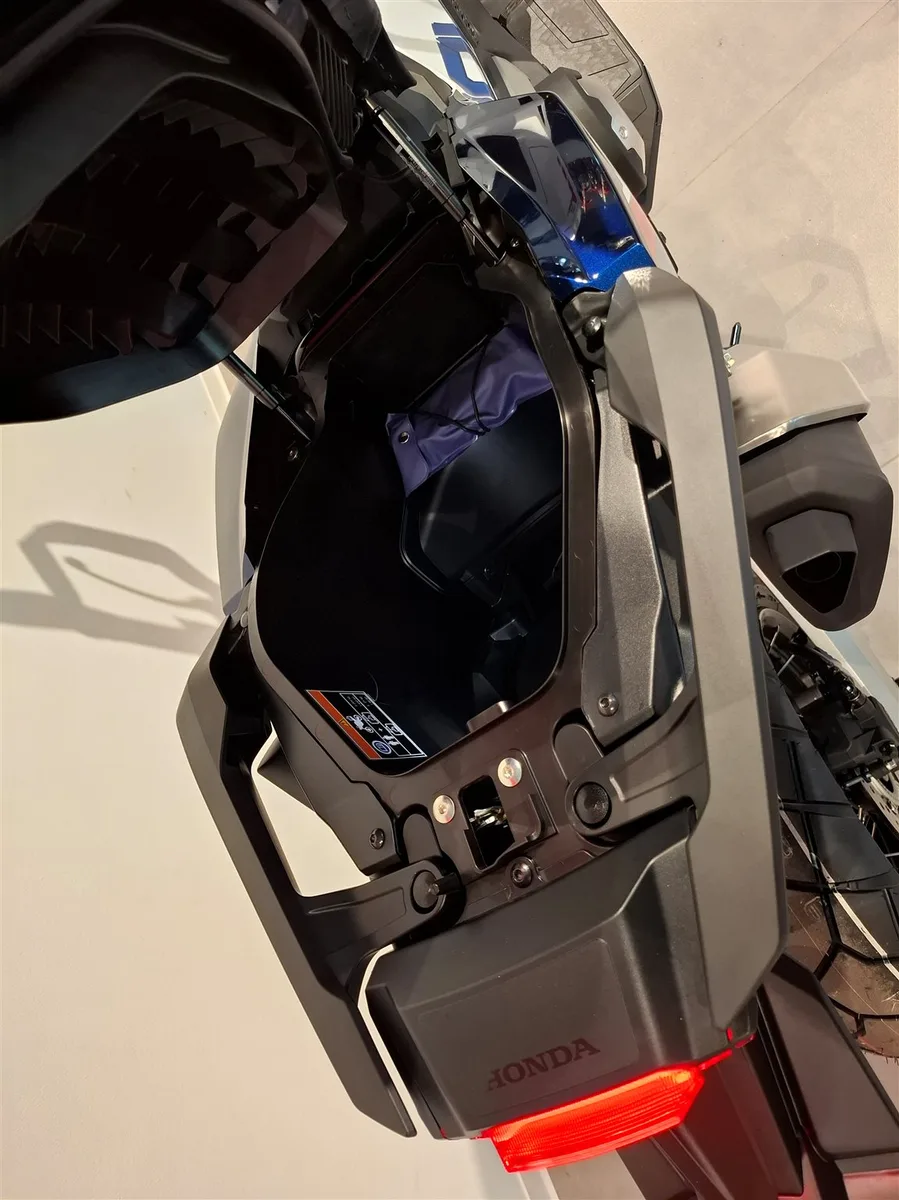 Honda X-ADV Special Edition Tageszulassung!!! 6 Jahre Garantie