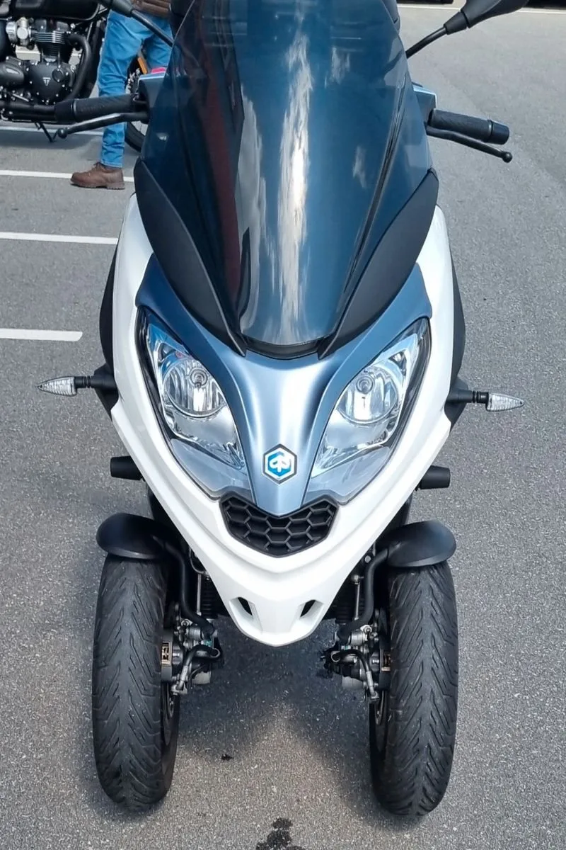 Piaggio MP3 300 HPE