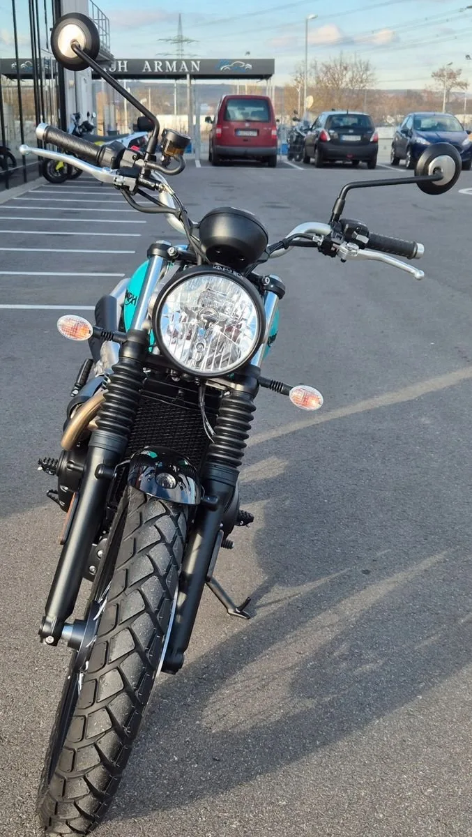 Triumph Scrambler 900