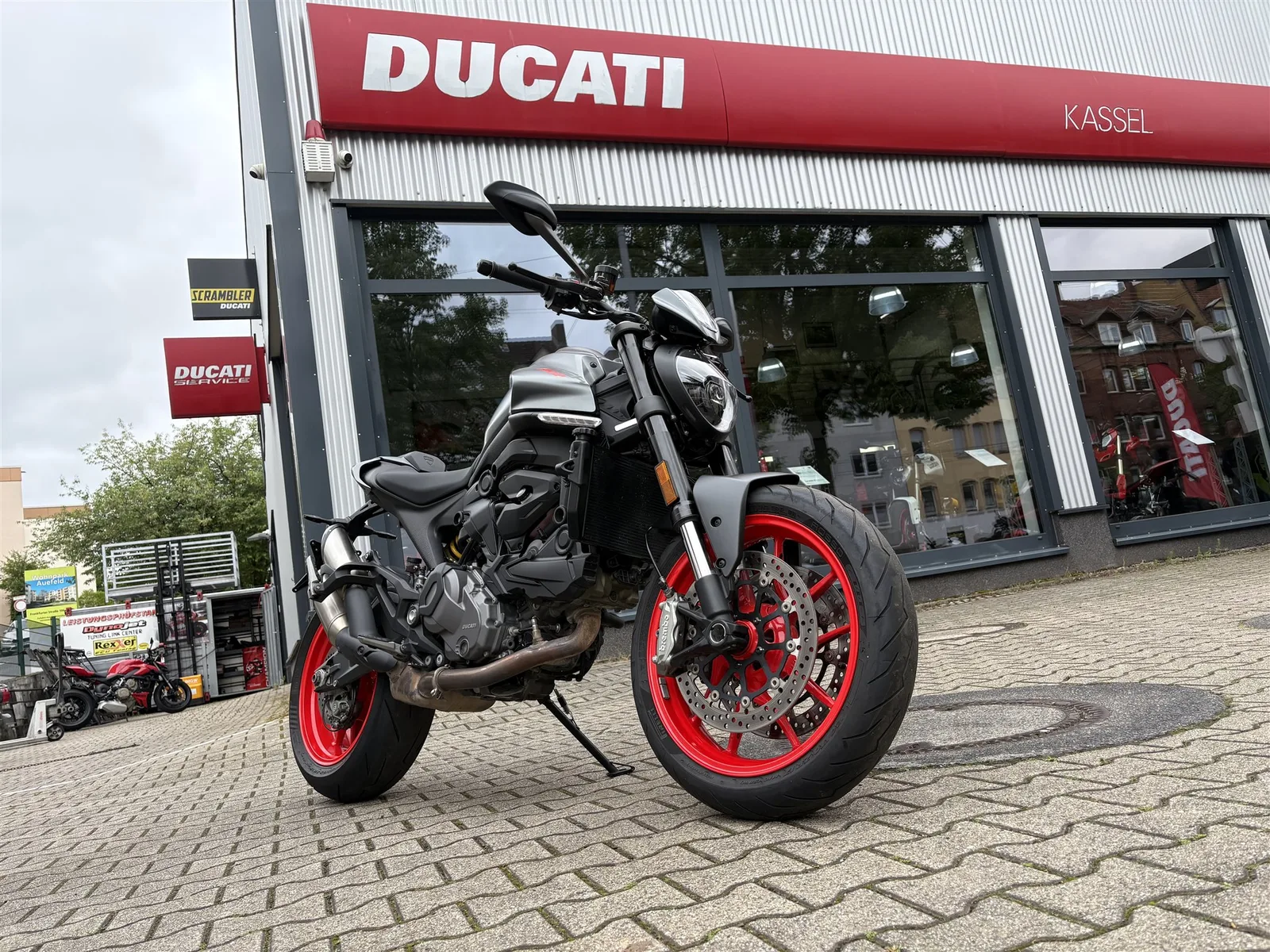 Ducati Monster + Top Zustand, Service Neu!
