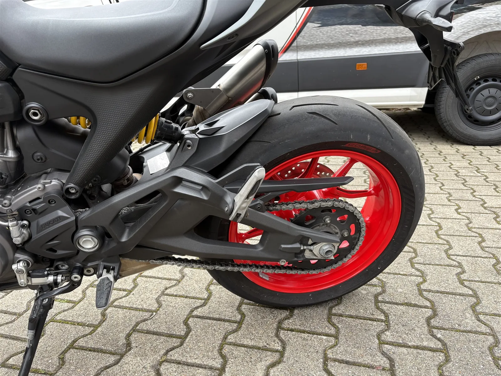Ducati Monster + Top Zustand, Service Neu!