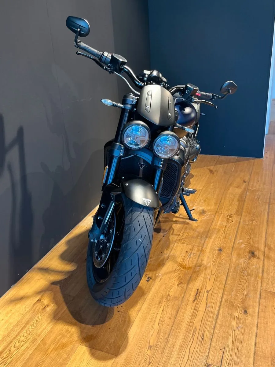 Triumph Rocket 3 Storm R