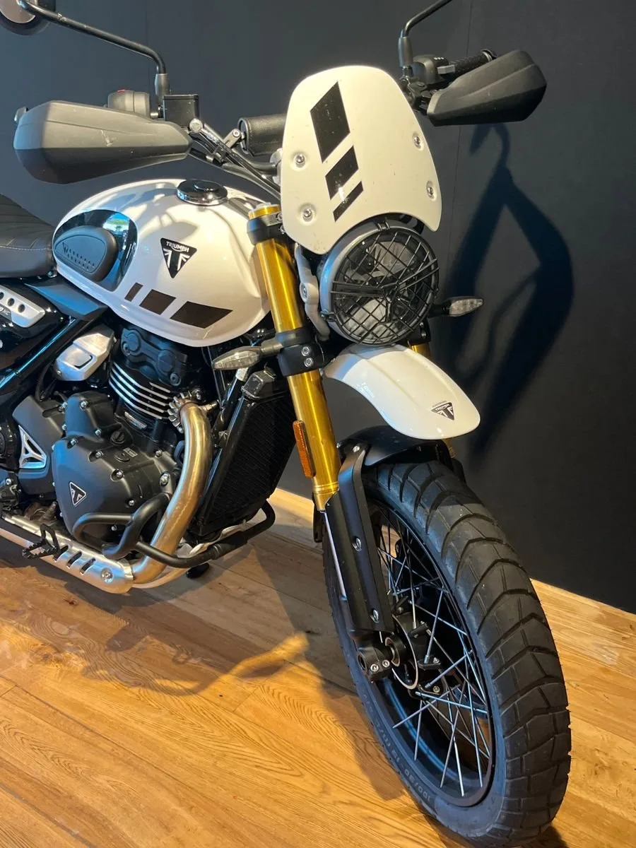 Triumph Scrambler 400 XC