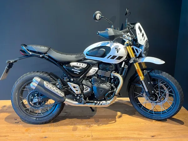 Triumph Scrambler 400 XC