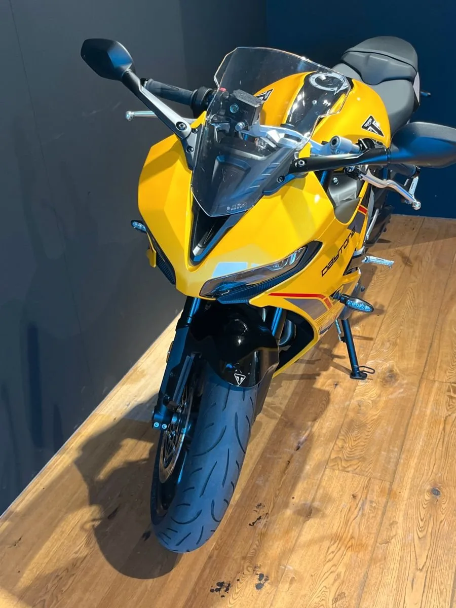 Triumph Daytona 660