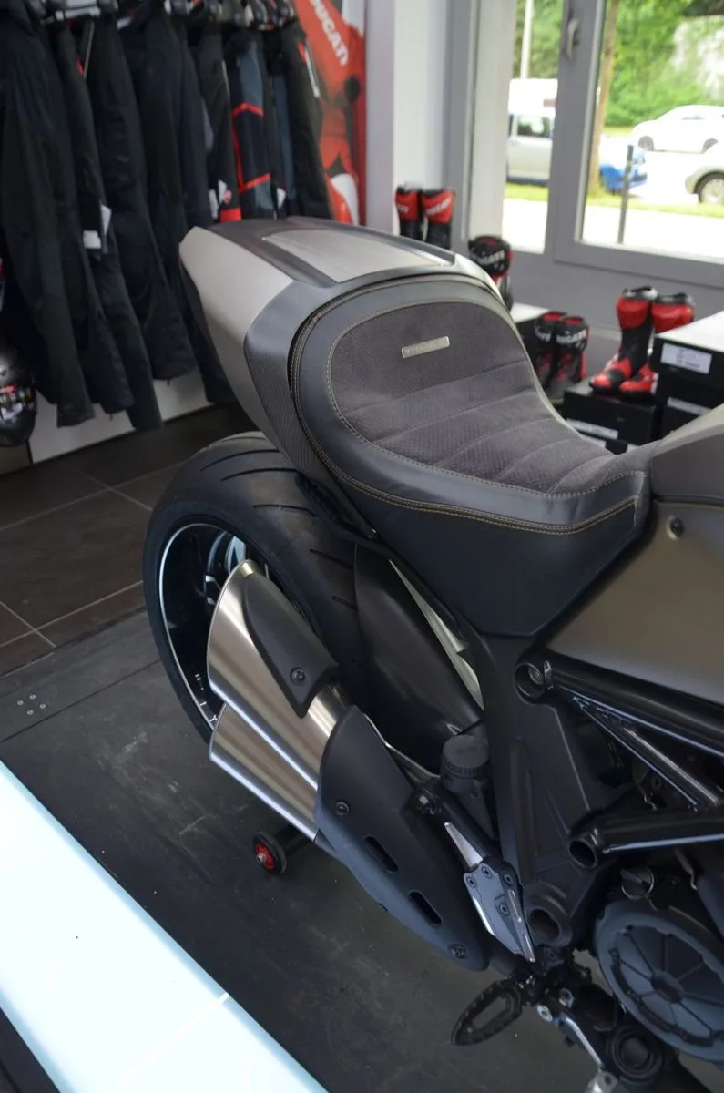 Ducati Diavel Titanium
