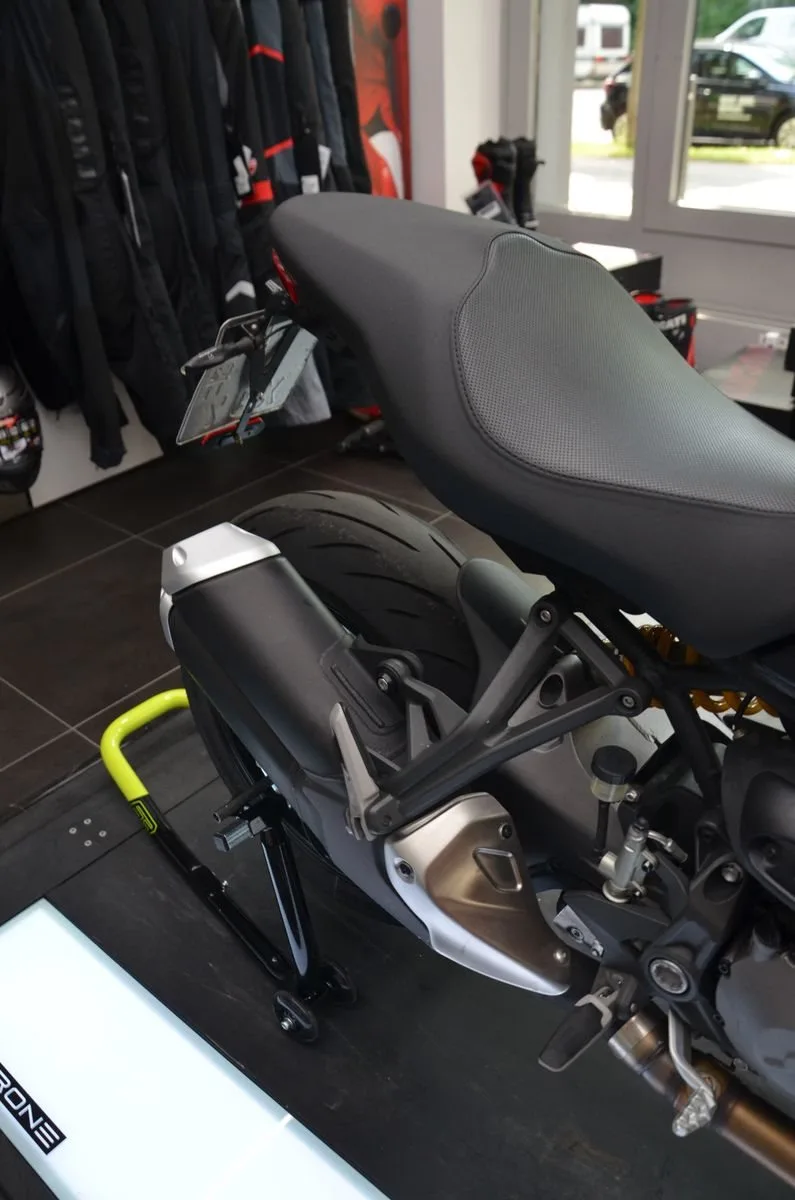 Ducati Monster 821