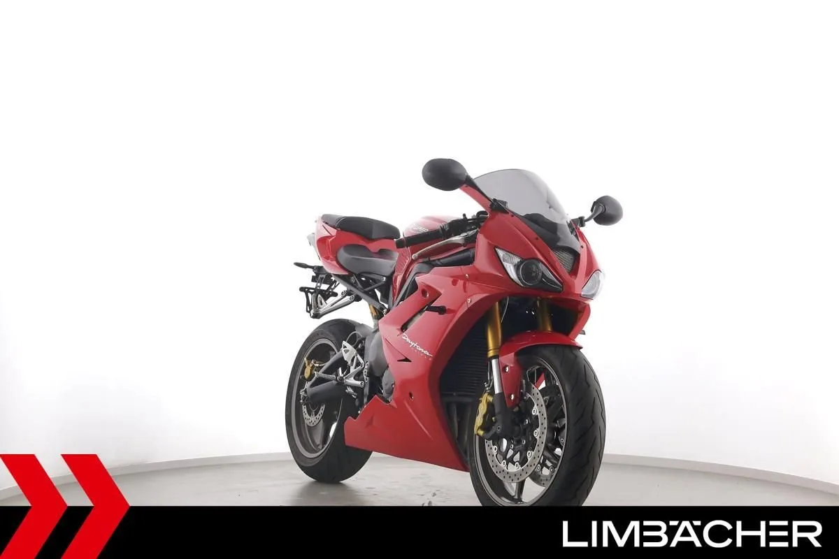 Triumph Daytona 675