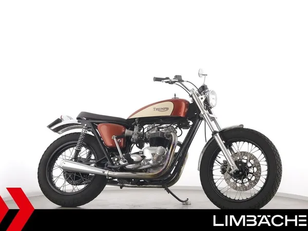 Triumph Bonneville T140V
