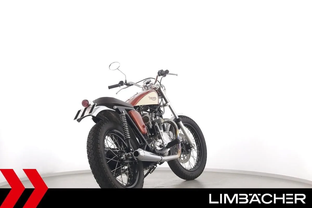 Triumph Bonneville T140V