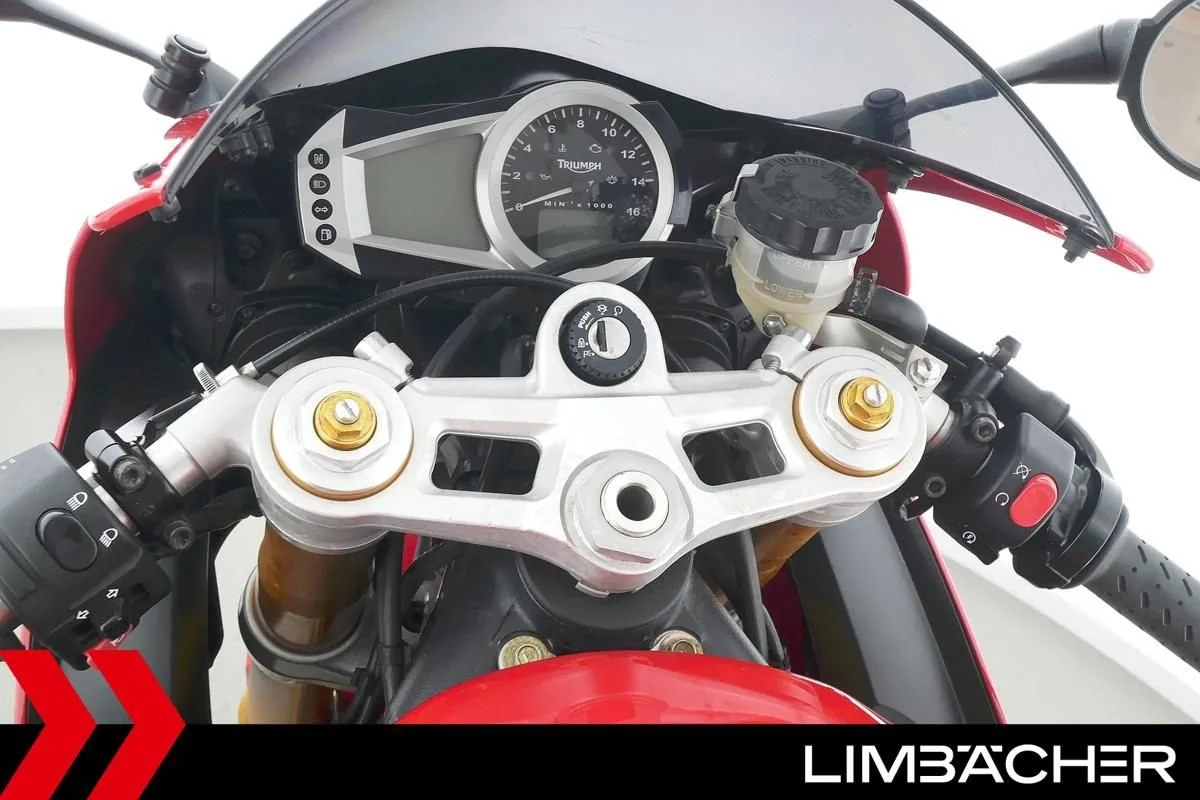 Triumph Daytona 675