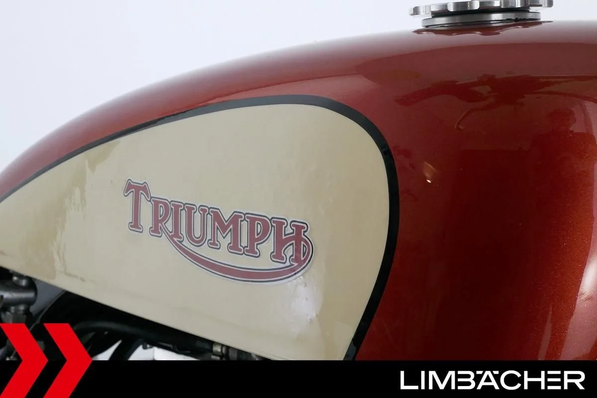 Triumph Bonneville T140V