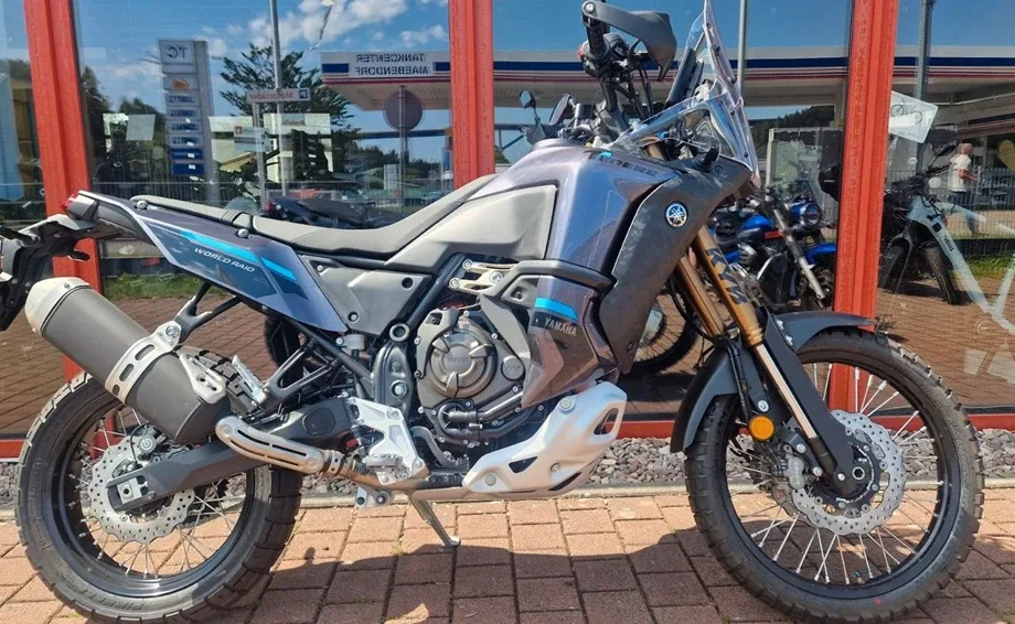 Yamaha Tenere 700 World Raid, Akra