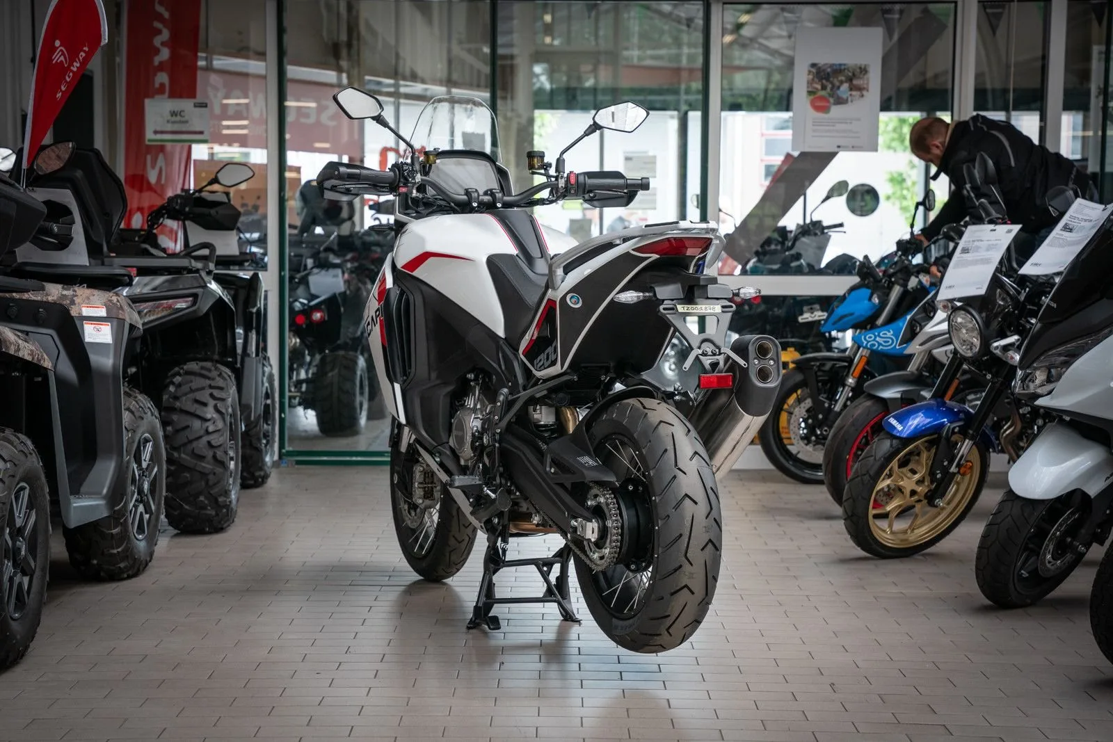 Moto Morini X-Cape 1200