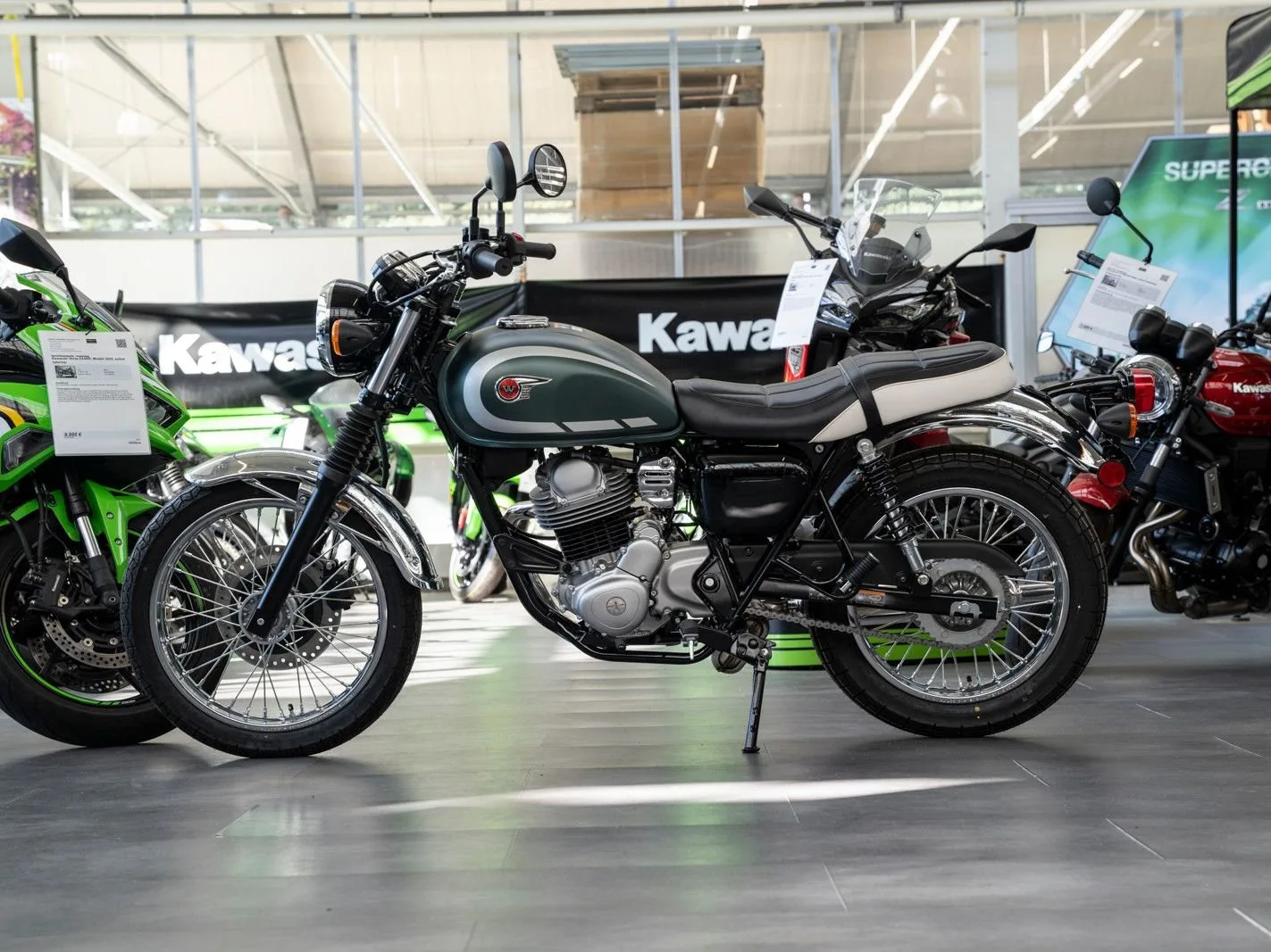 Kawasaki W230