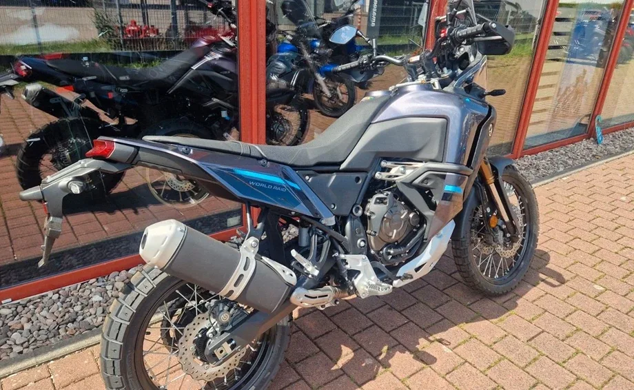 Yamaha Tenere 700 World Raid, Akra