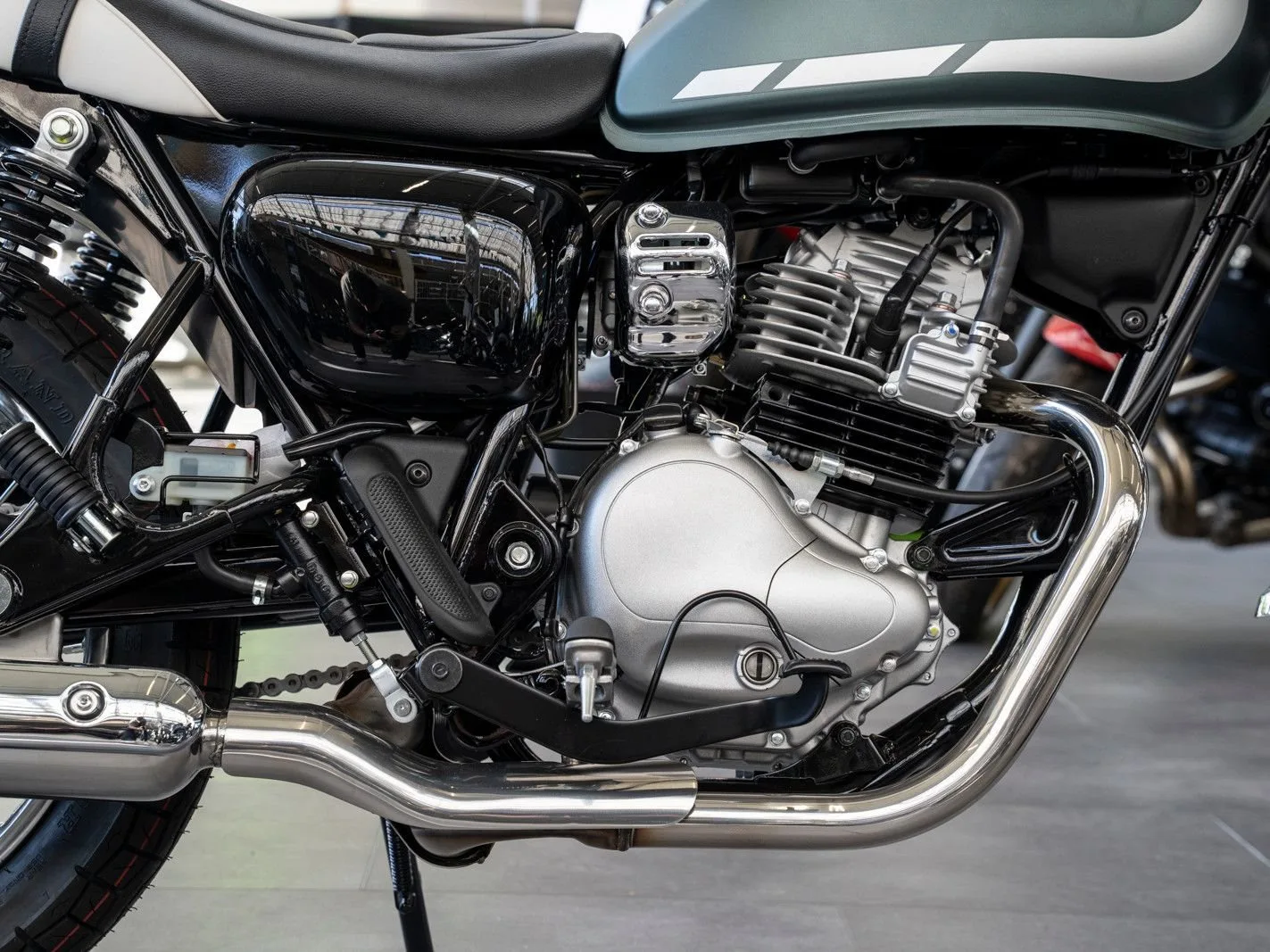 Kawasaki W230