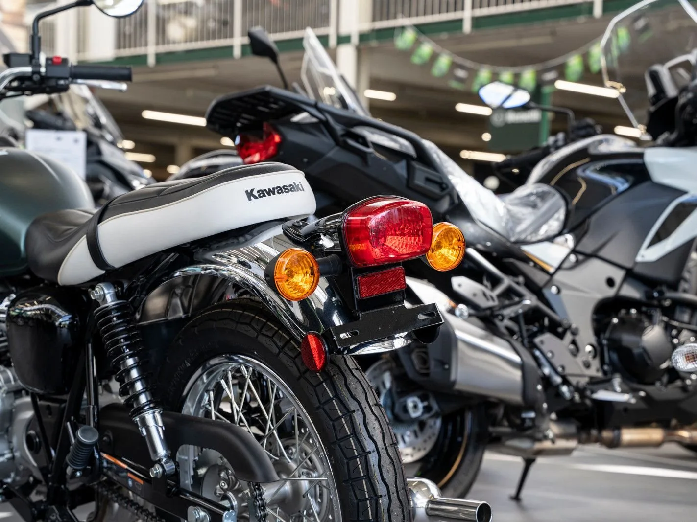 Kawasaki W230