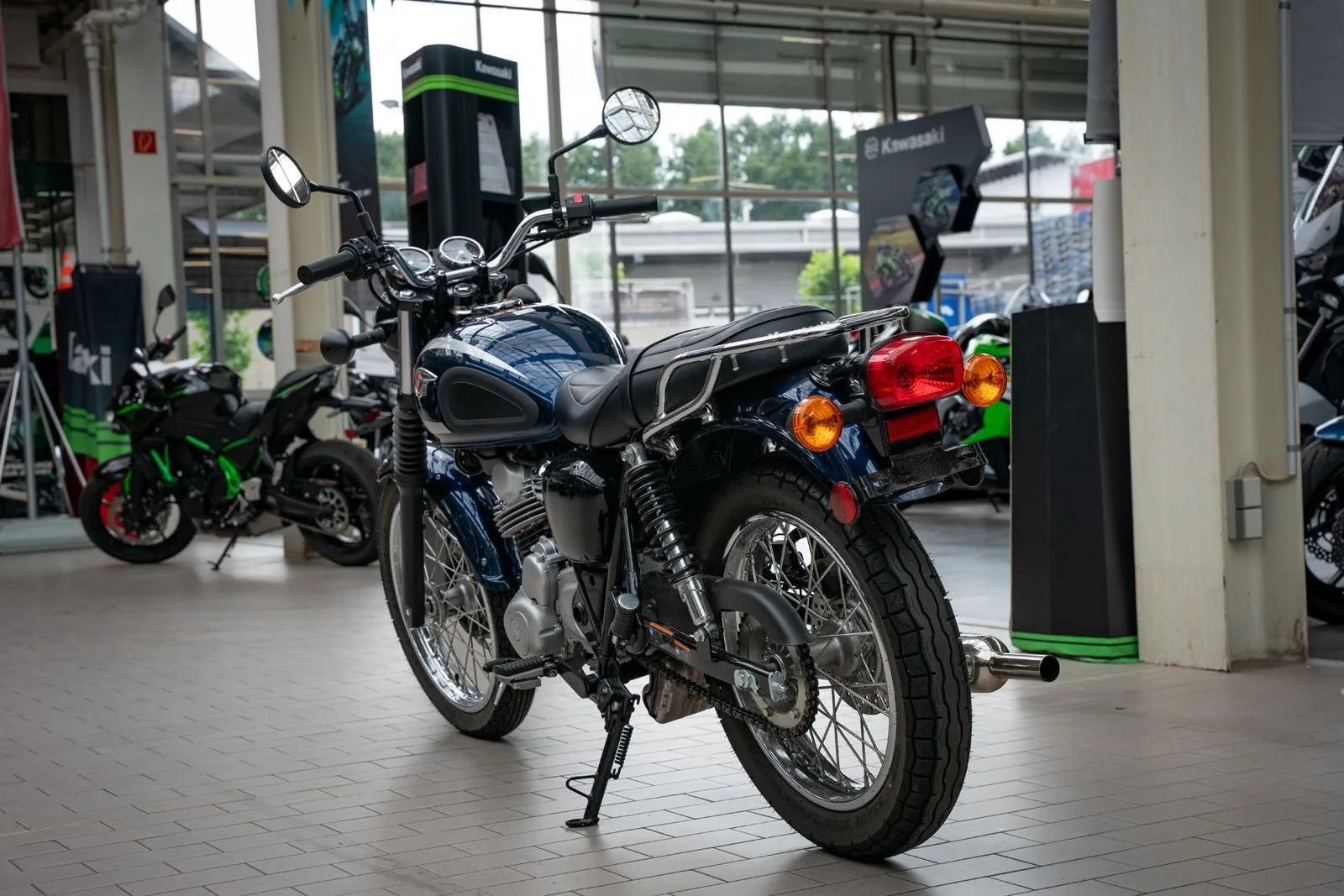 Kawasaki W230