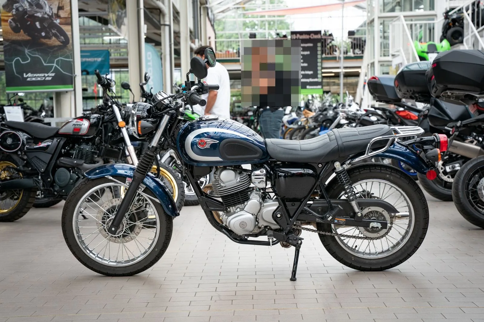 Kawasaki W230