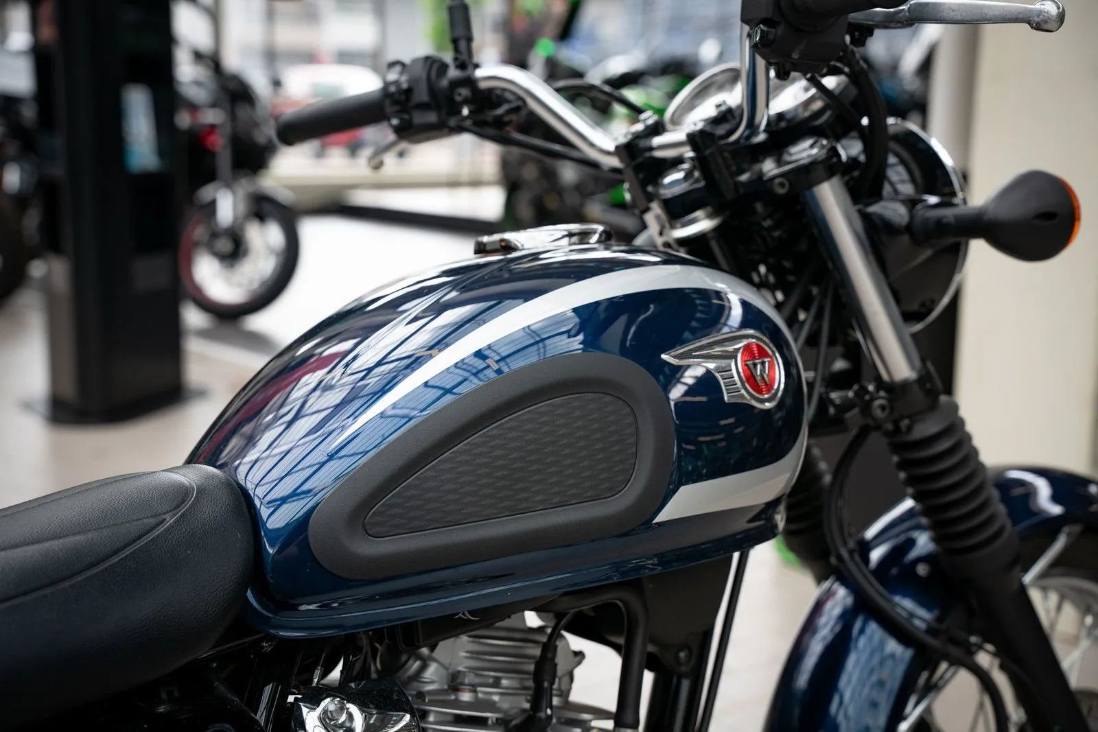 Kawasaki W230