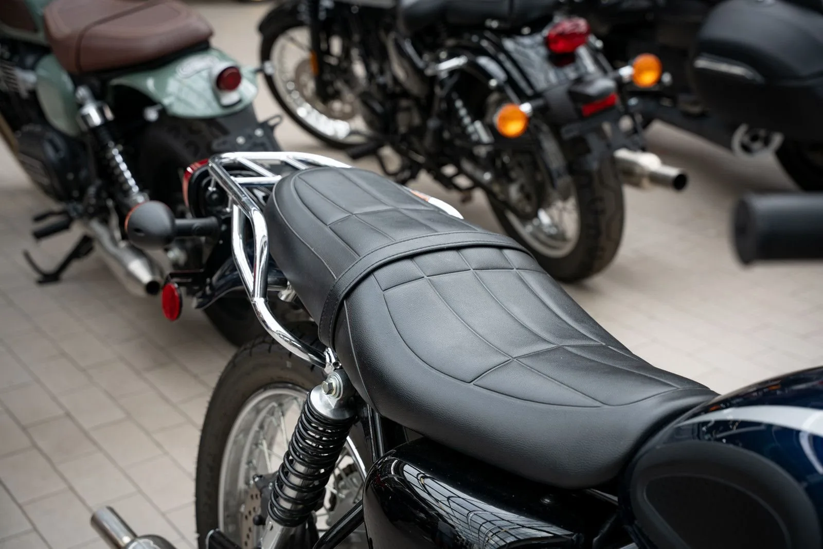 Kawasaki W230