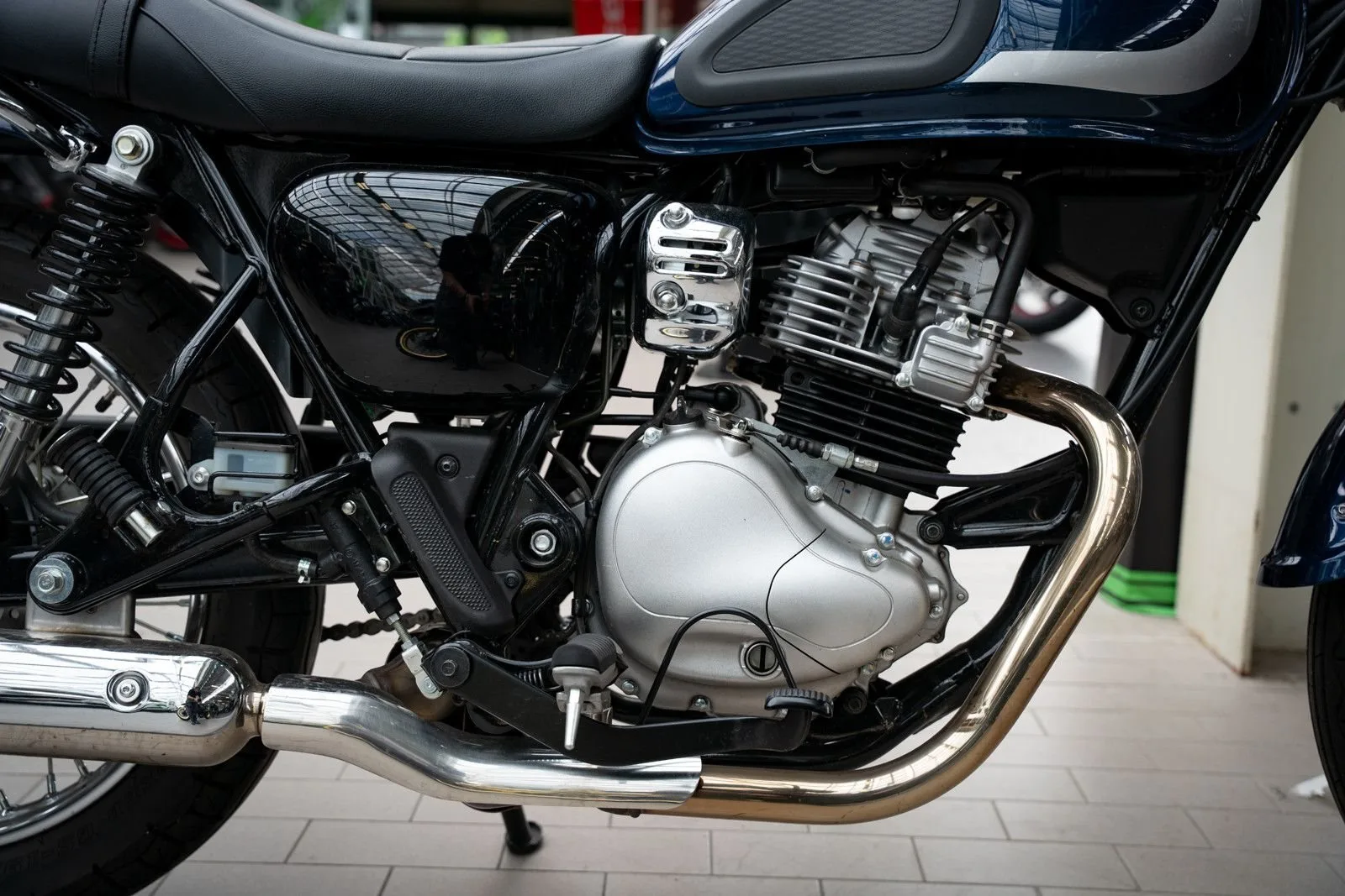 Kawasaki W230