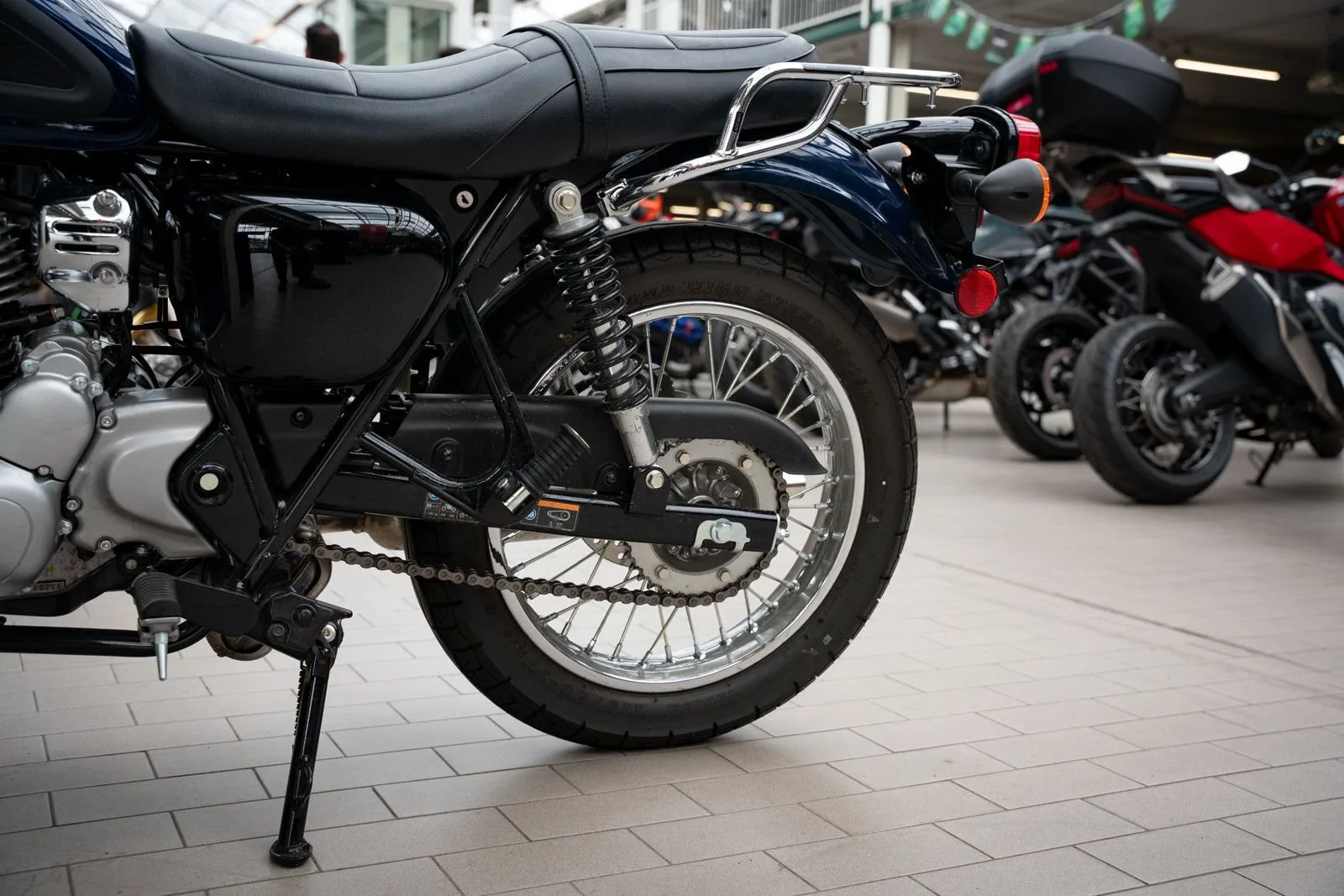 Kawasaki W230