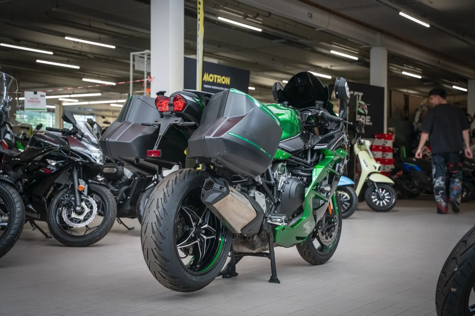 Kawasaki Ninja H2 SX SE