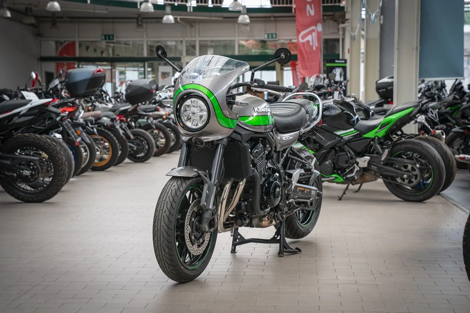 Kawasaki Z900 RS Cafe