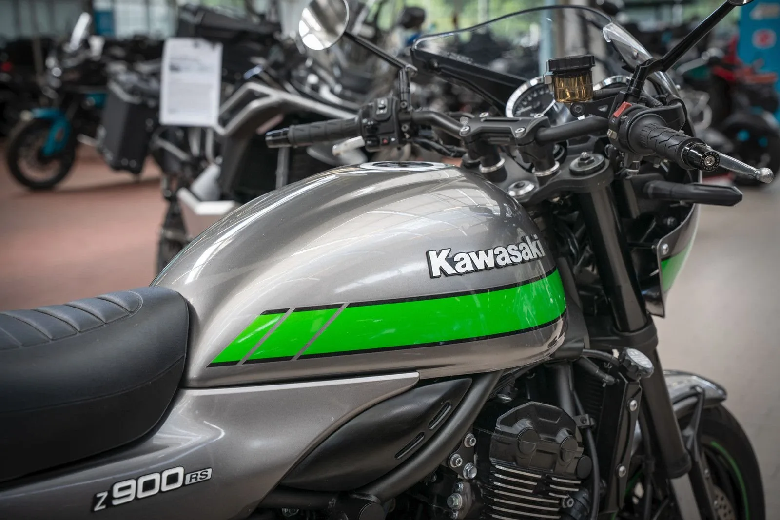 Kawasaki Z900 RS Cafe