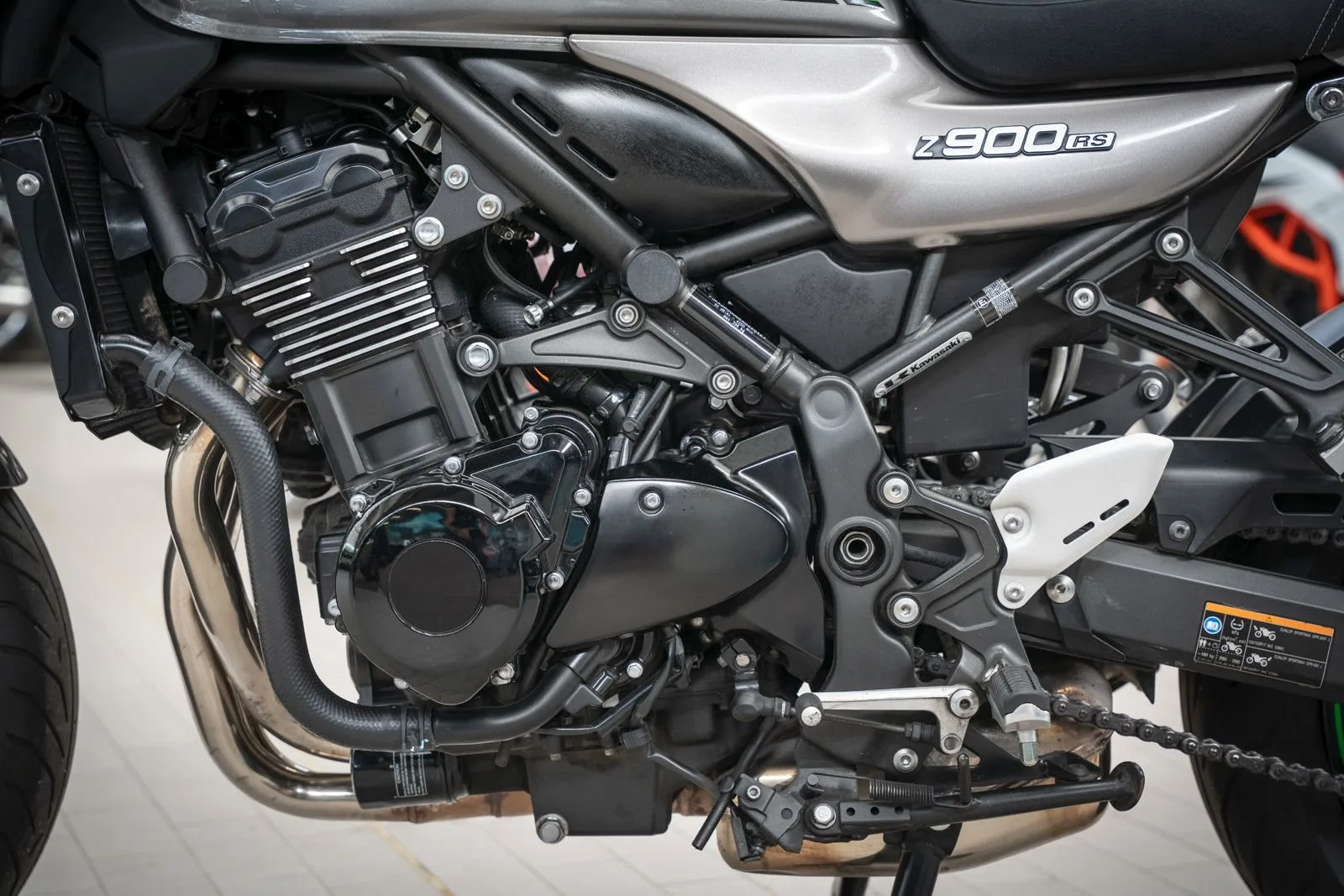 Kawasaki Z900 RS Cafe