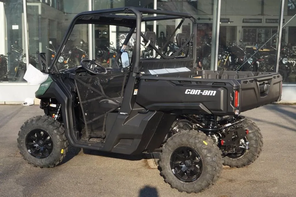 Can-Am Traxter XT HD10